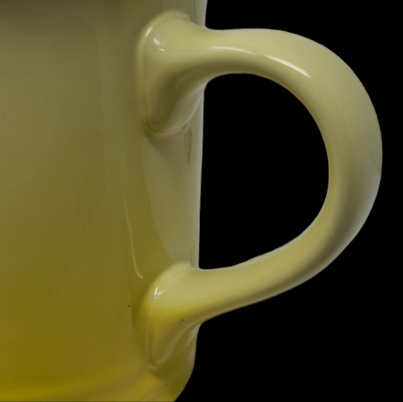 NEW - LE CREUSET STONEWARE COFFEE MUG/CUP YELLOW OMBRE - 12oz - Picture 6 of 9